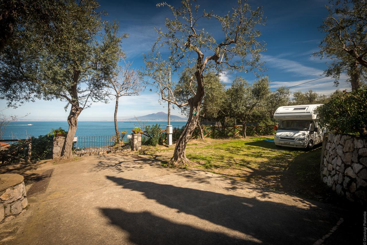 Camping Nube D'Argento Сорренто Экстерьер фото